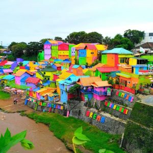70 Gambar Rumah Warna Warni Malang HD Terbaru