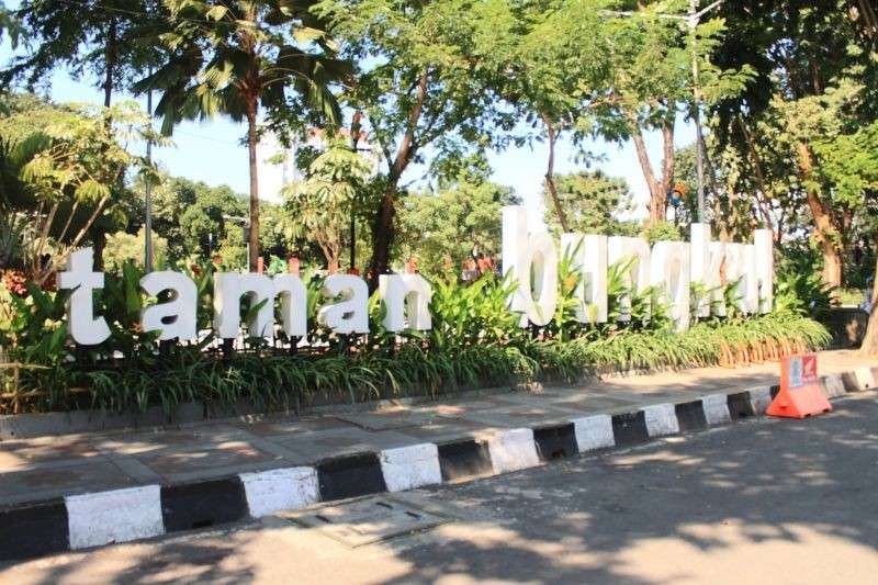 Taman Bungkul, ruang terbuka hijau dan destinasi wisata keluarga di Surabaya
